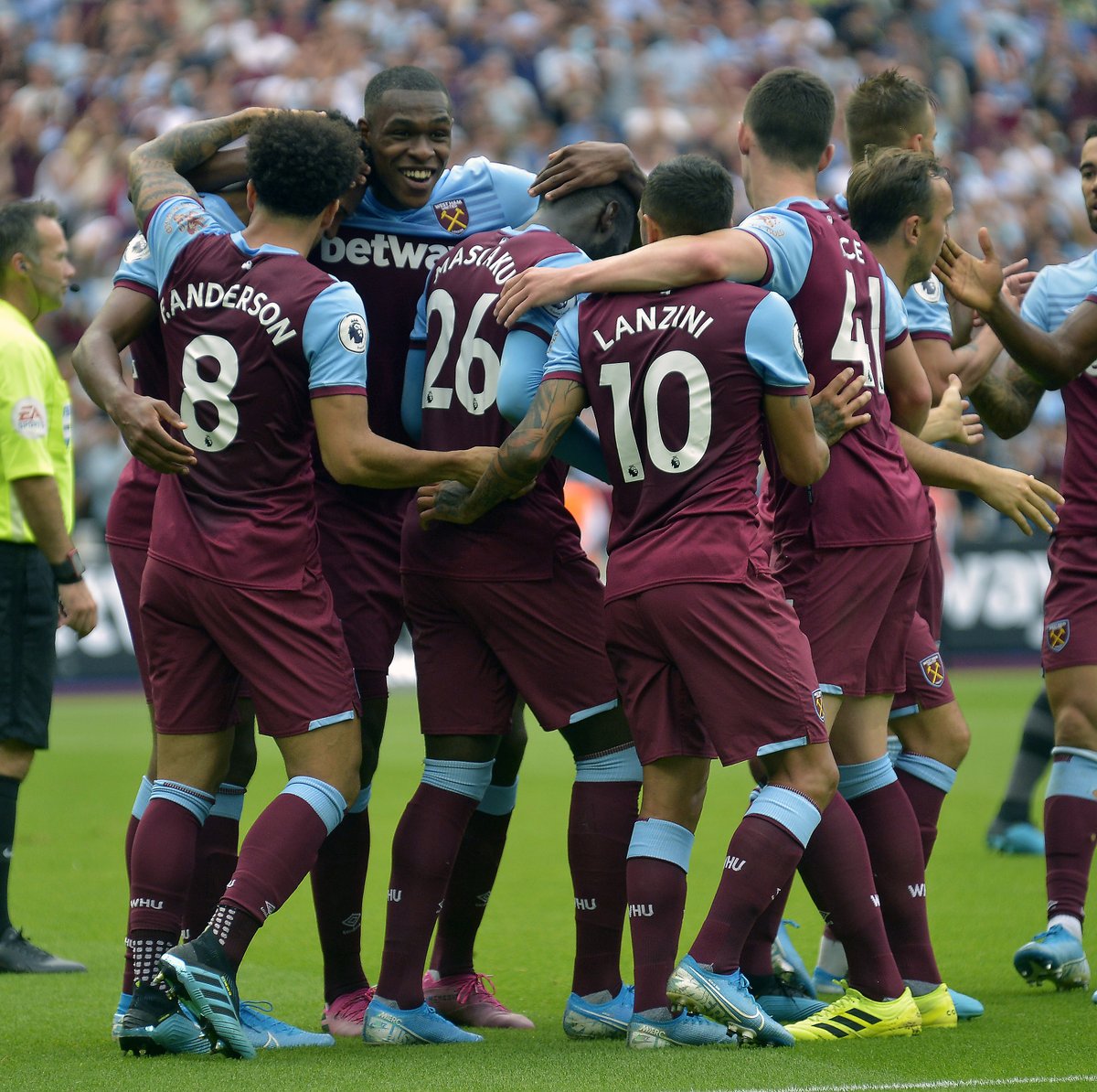 全球观众对 全球观众对