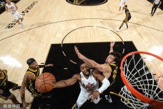 通过巧妙的 通过巧妙的