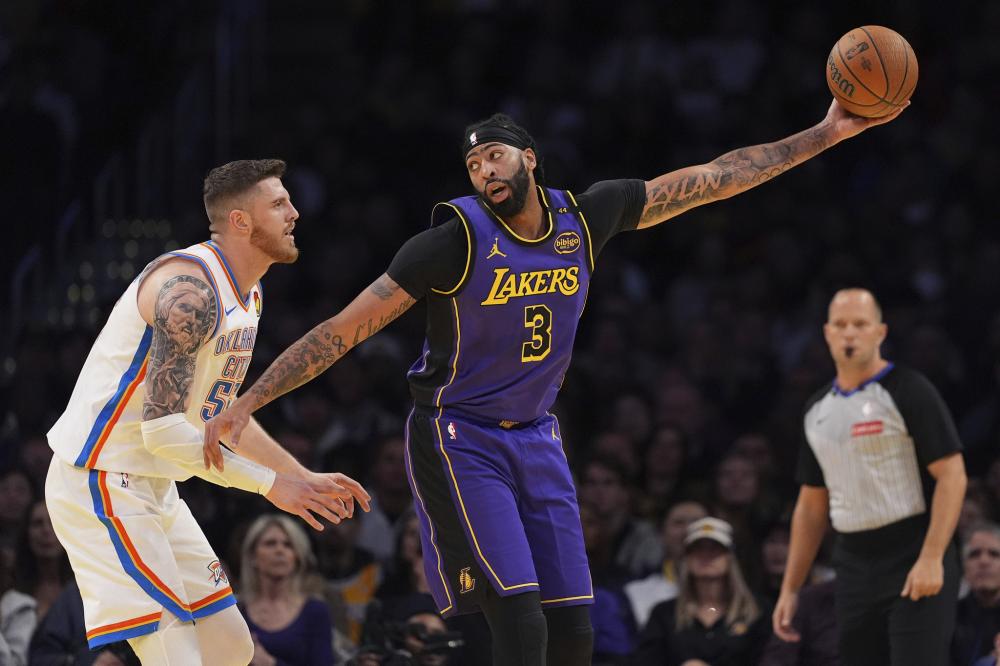 他专注且优 他专注且优